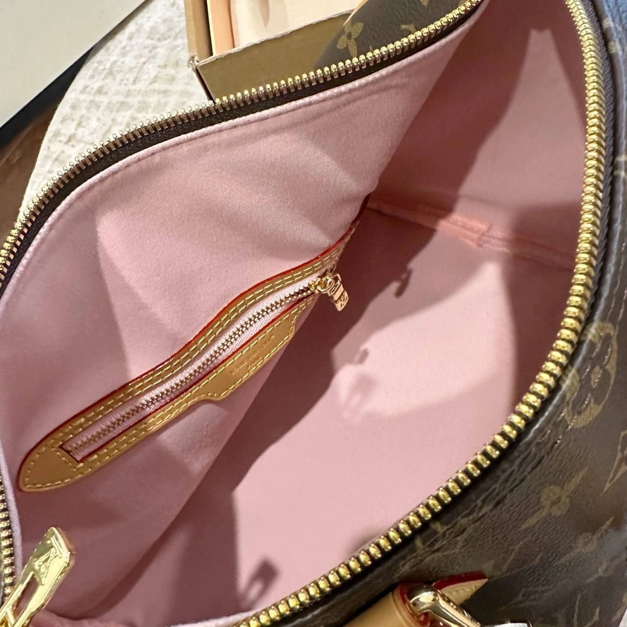 LV Keepall Bandoulière 30