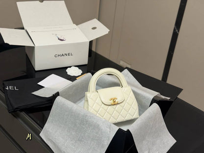 CHANEL 23K Mini Kelly Top Handle Bag （WHITE）