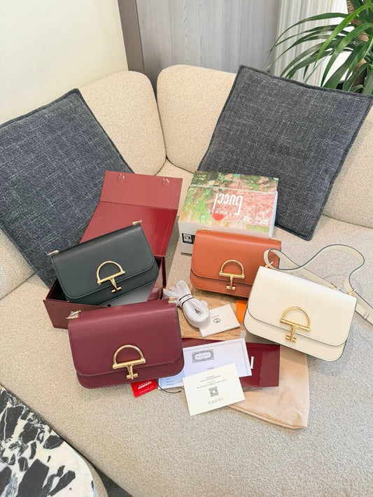 Gucci Siena Shoulder Bag (Saddle / Tofu Bag Style)