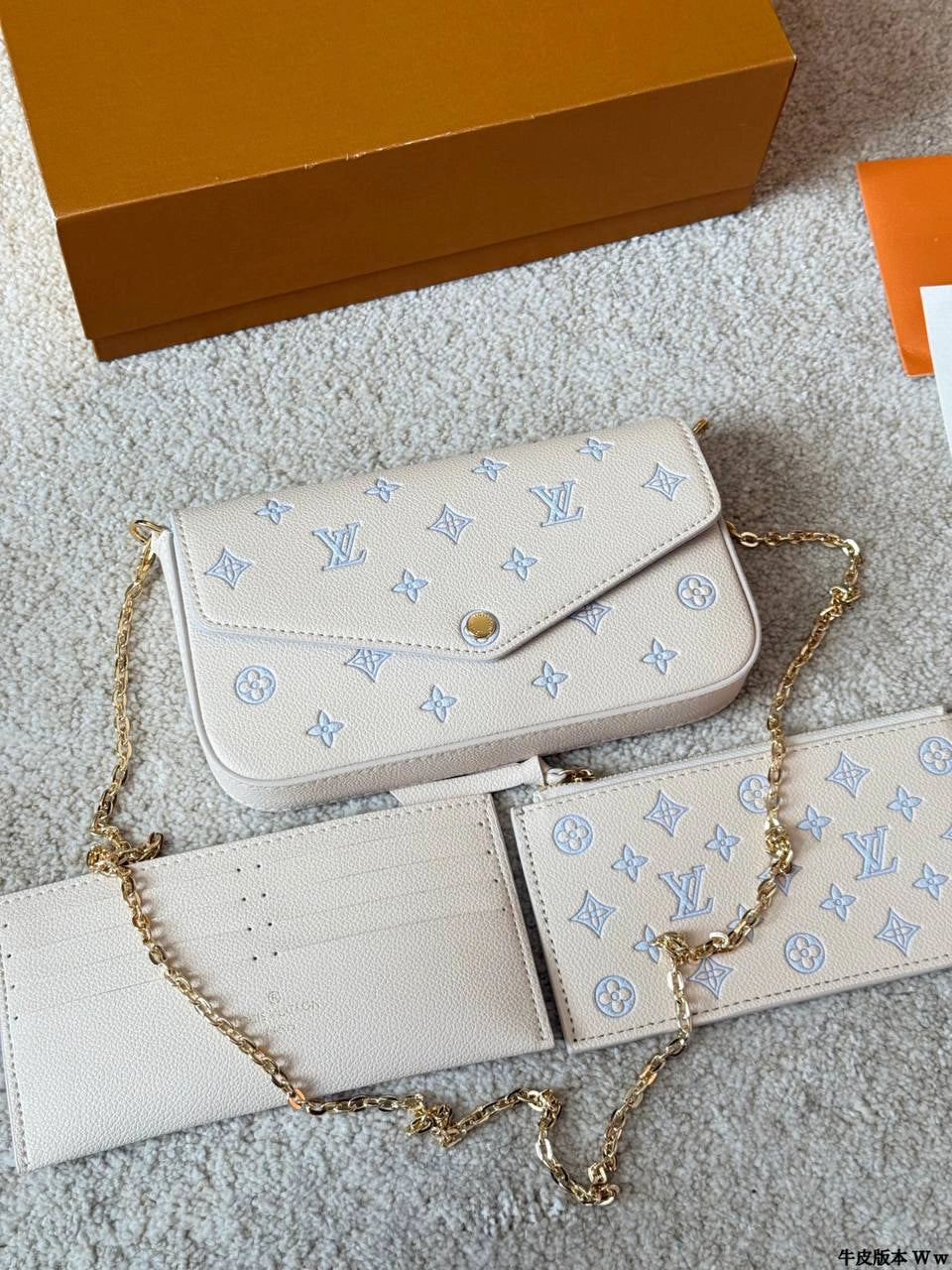 LV Pochette Félicie