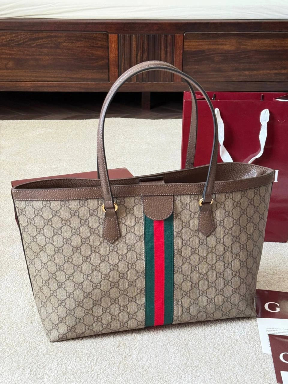 Gucci Ophidia Medium Tote Bag