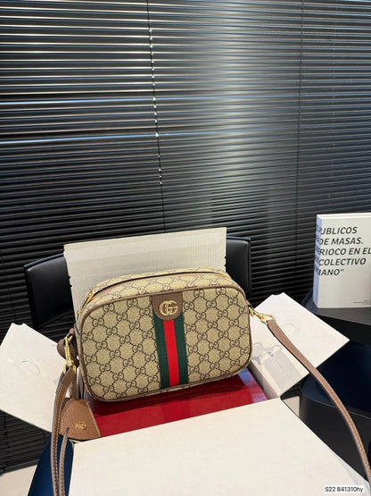 Gucci GG Camera Messenger Bag
