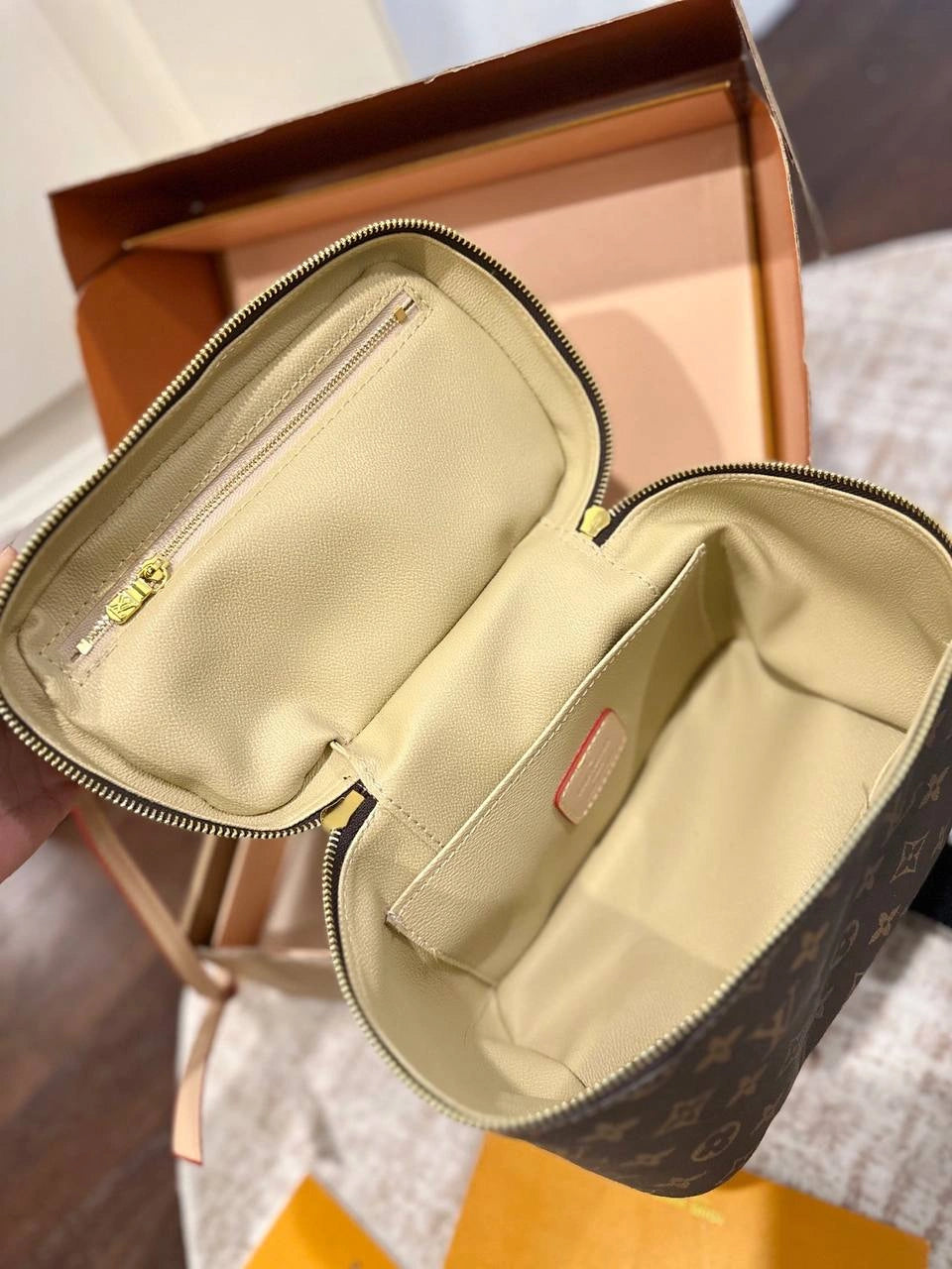 LV Vanity Case – Monogram Edition
