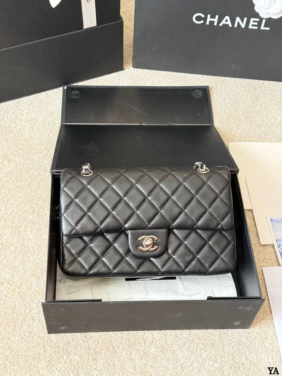 CHANEL Classic Flap (CF) Chain Shoulder Bag
