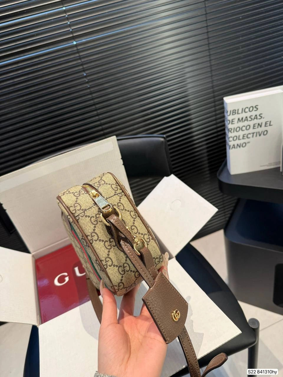 Gucci GG Camera Messenger Bag