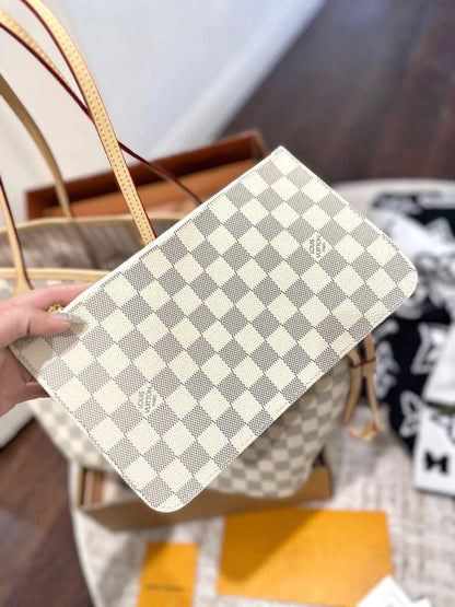 LV Neverfull Tote – Damier Azur
