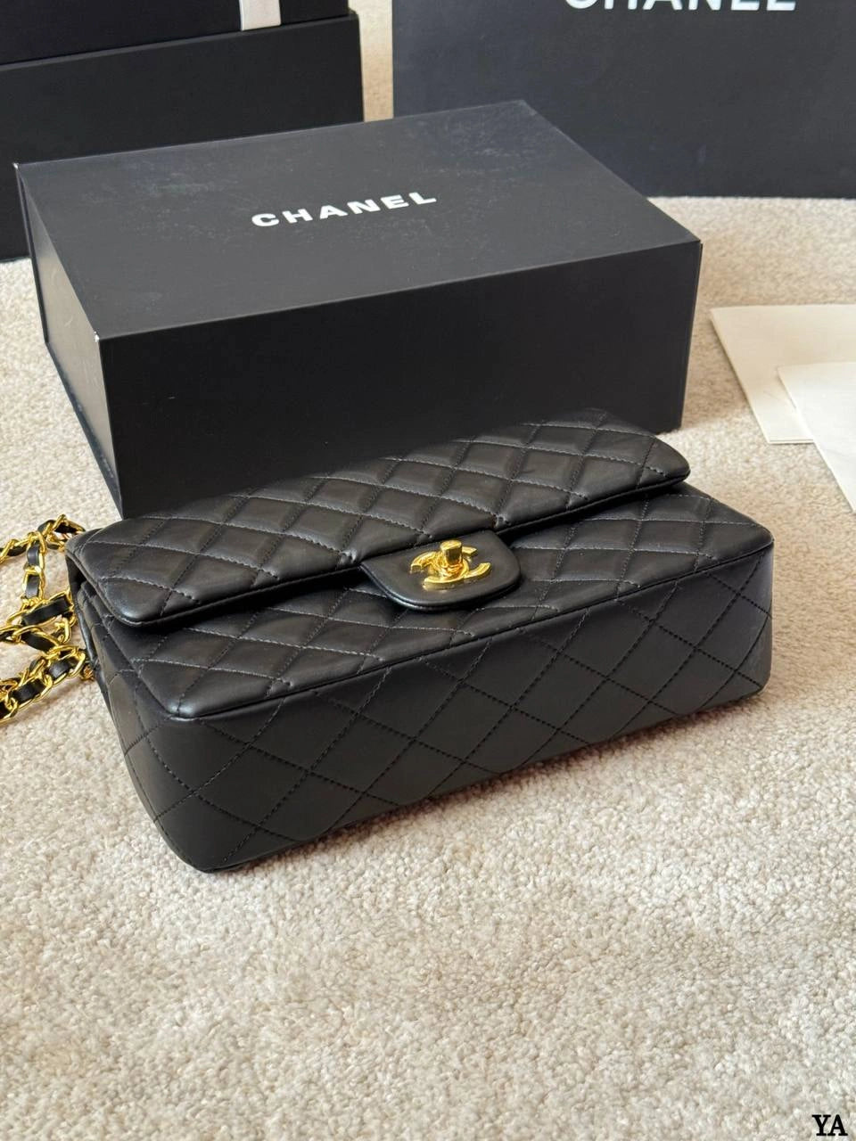 CHANEL Classic Flap (CF) Chain Shoulder Bag