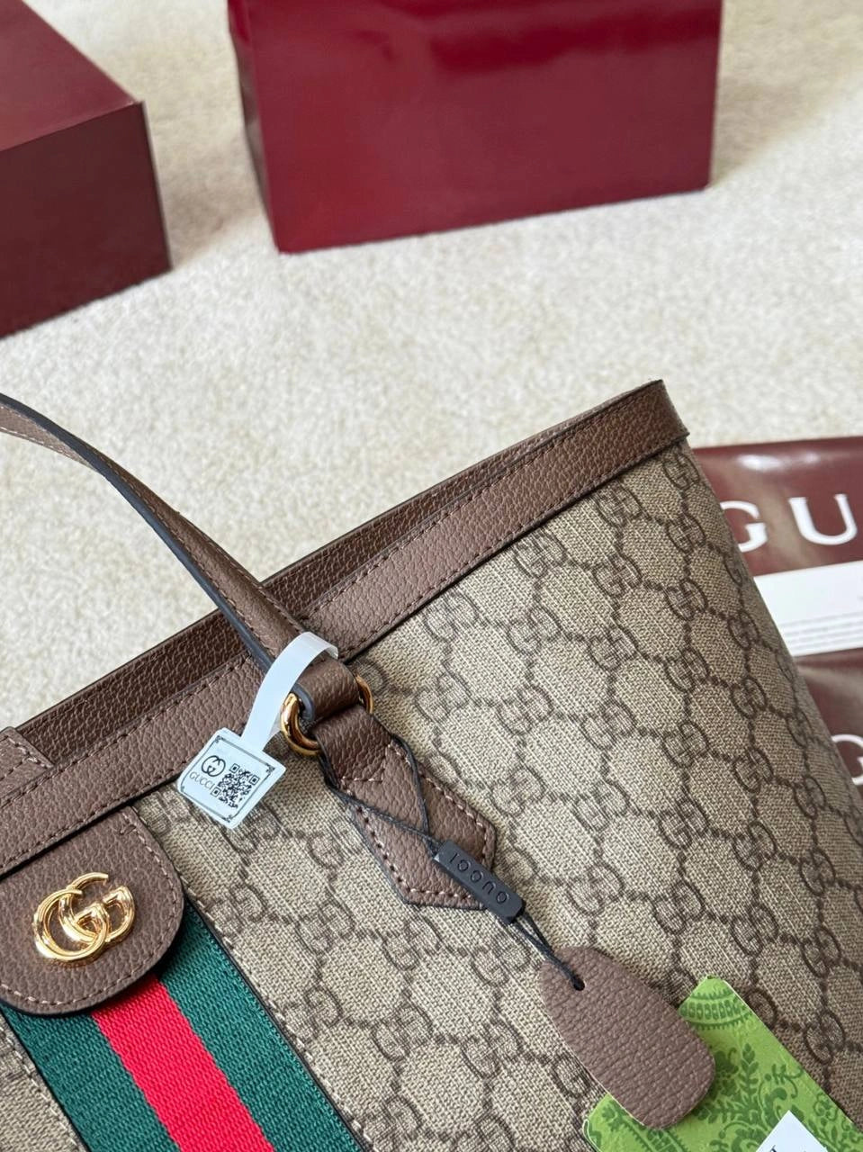 Gucci Ophidia Medium Tote Bag