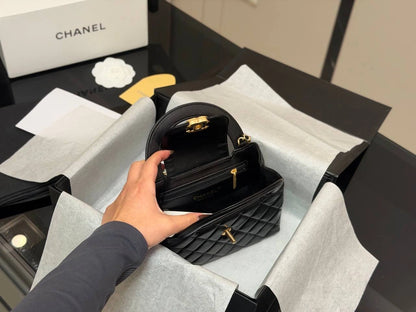 CHANEL 23K Mini Kelly Top Handle Bag （BLACK）