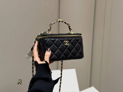 CHANEL Handle Vanity Case (BLACK)