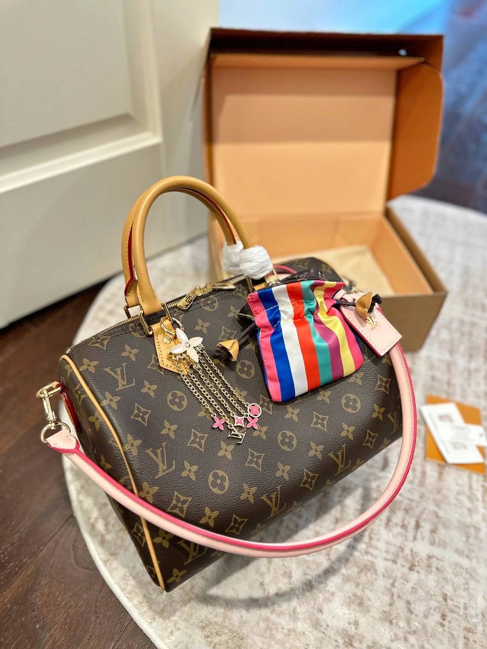 LV Keepall Bandoulière 30