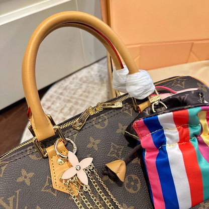 LV Keepall Bandoulière 30