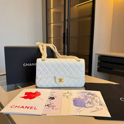 CHANEL Classic Flap (CF) Quilted Chain Bag