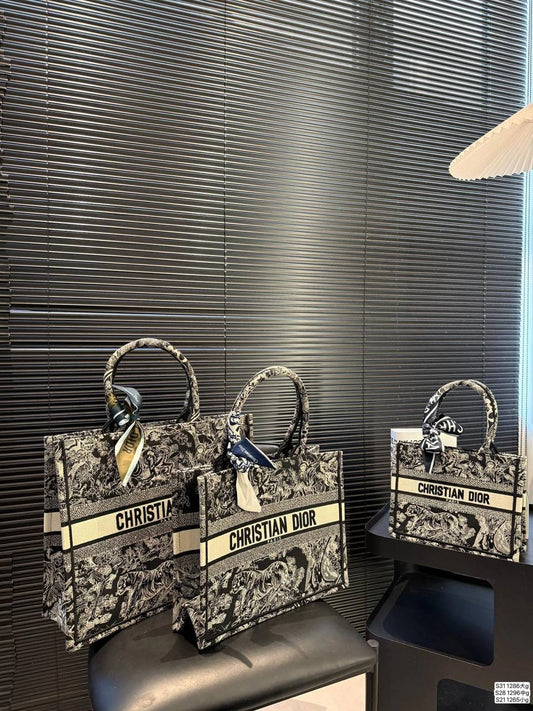 DIOR Book Tote – Toile de Jouy Style