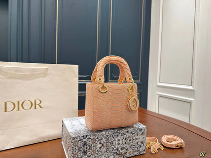 DIOR Lady Bag – Croc-Embossed Leather (Medium)