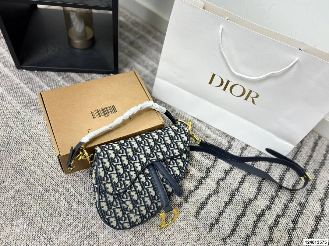 DIOR Mini Saddle Bag