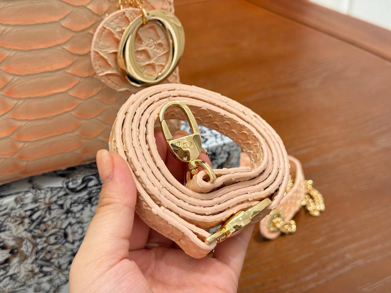 DIOR Lady Bag – Croc-Embossed Leather (Medium)