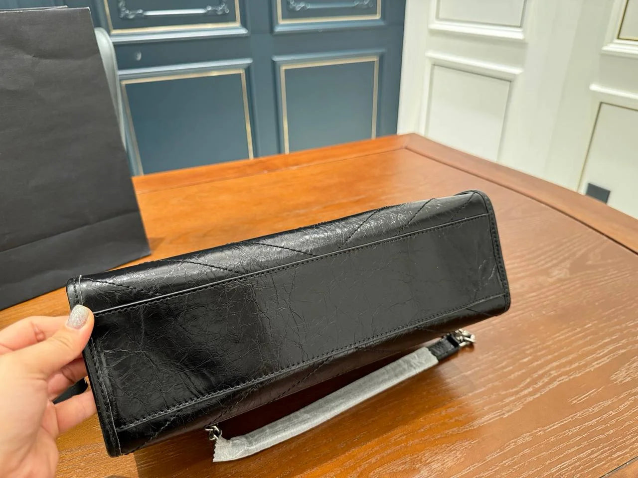 SAINT LAURENT YSL NIKI Shopping Tote